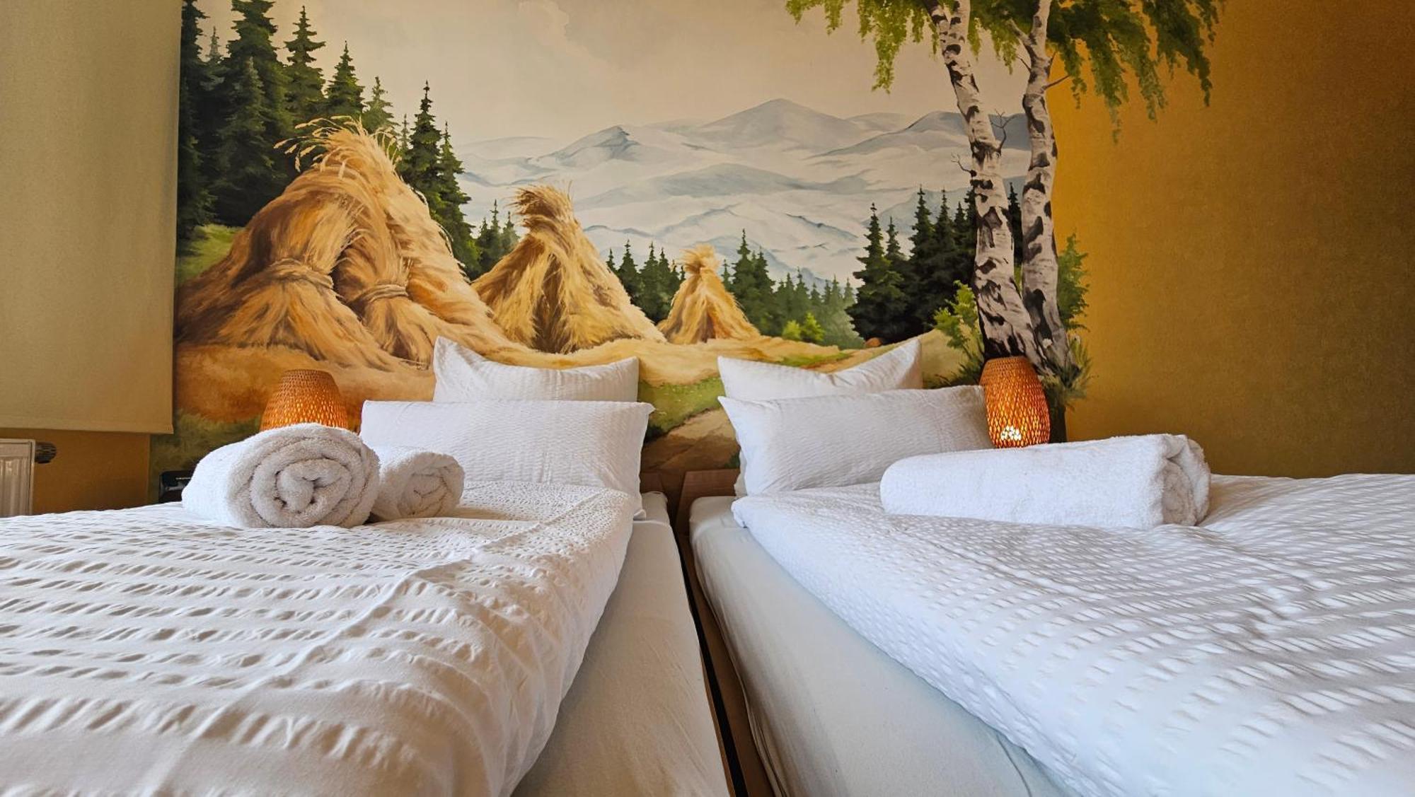 Pension Weisse Rose, Parkplatz, Fruehstueck, Wlan, Zentral Bad Elster Esterno foto