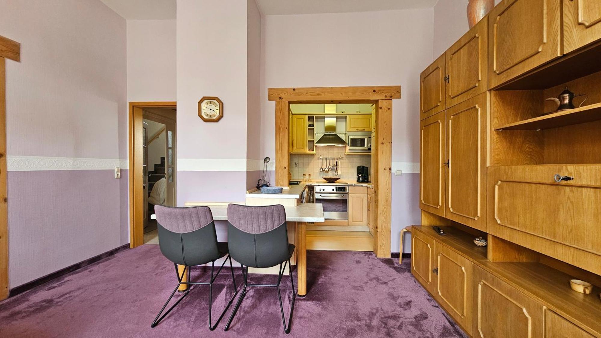 Pension Weisse Rose, Parkplatz, Fruehstueck, Wlan, Zentral Bad Elster Esterno foto