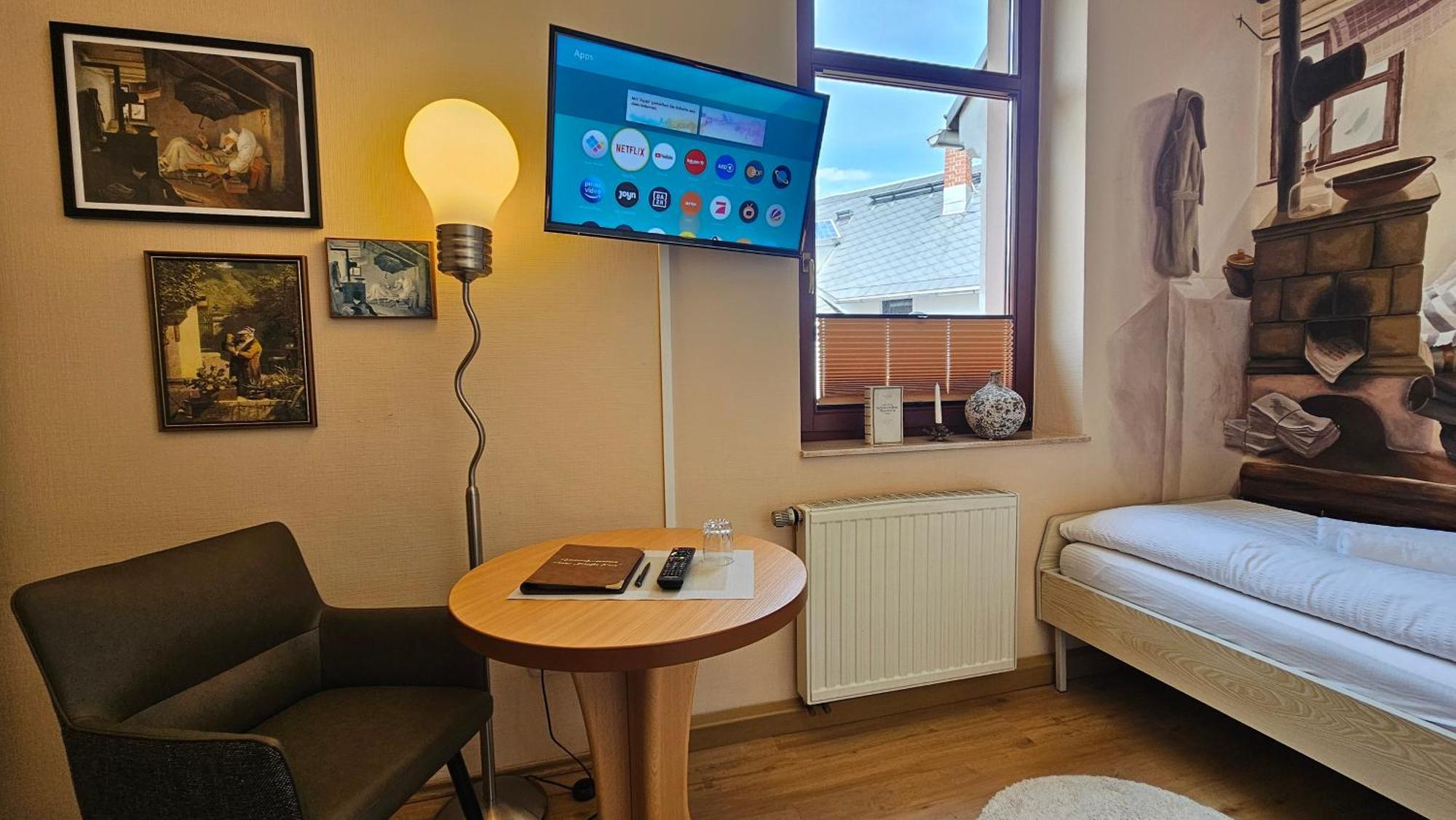 Pension Weisse Rose, Parkplatz, Fruehstueck, Wlan, Zentral Bad Elster Esterno foto