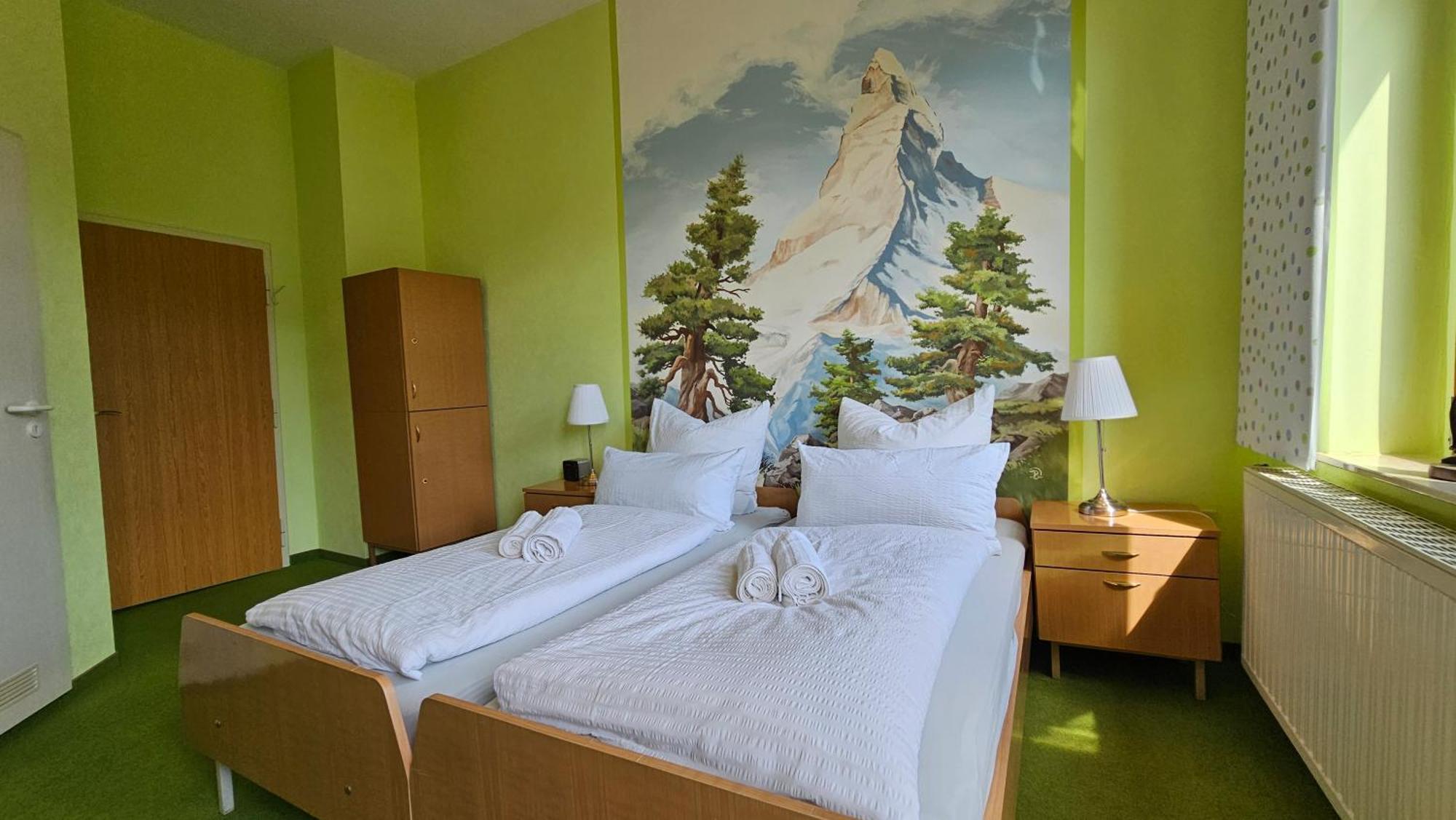 Pension Weisse Rose, Parkplatz, Fruehstueck, Wlan, Zentral Bad Elster Esterno foto